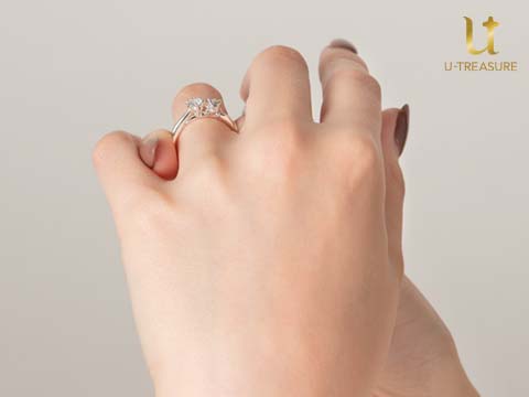 婚約指輪 着用イメージ